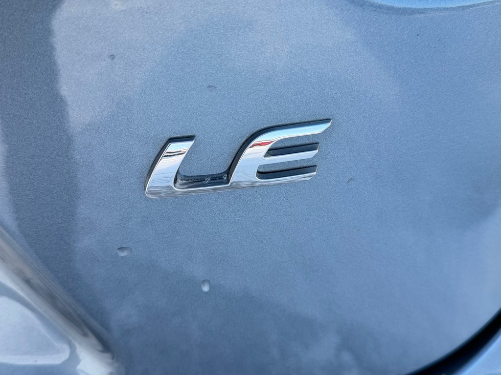 Toyota Corolla LE / AUTOM / MAGS / BAS KILOS / FIABILITÉ / 2021 à Thetford Mines, Québec - 21 - w1024h768px