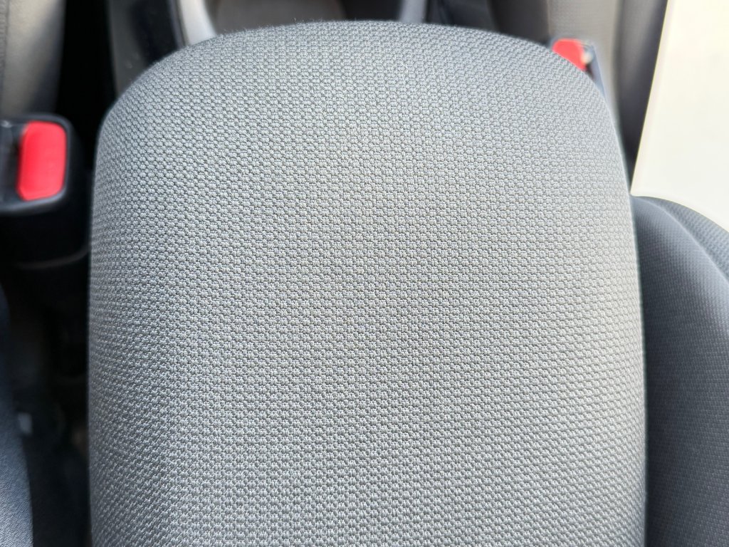 Toyota Corolla LE / AUTOM / MAGS / BAS KILOS / FIABILITÉ / 2021 à Thetford Mines, Québec - 44 - w1024h768px