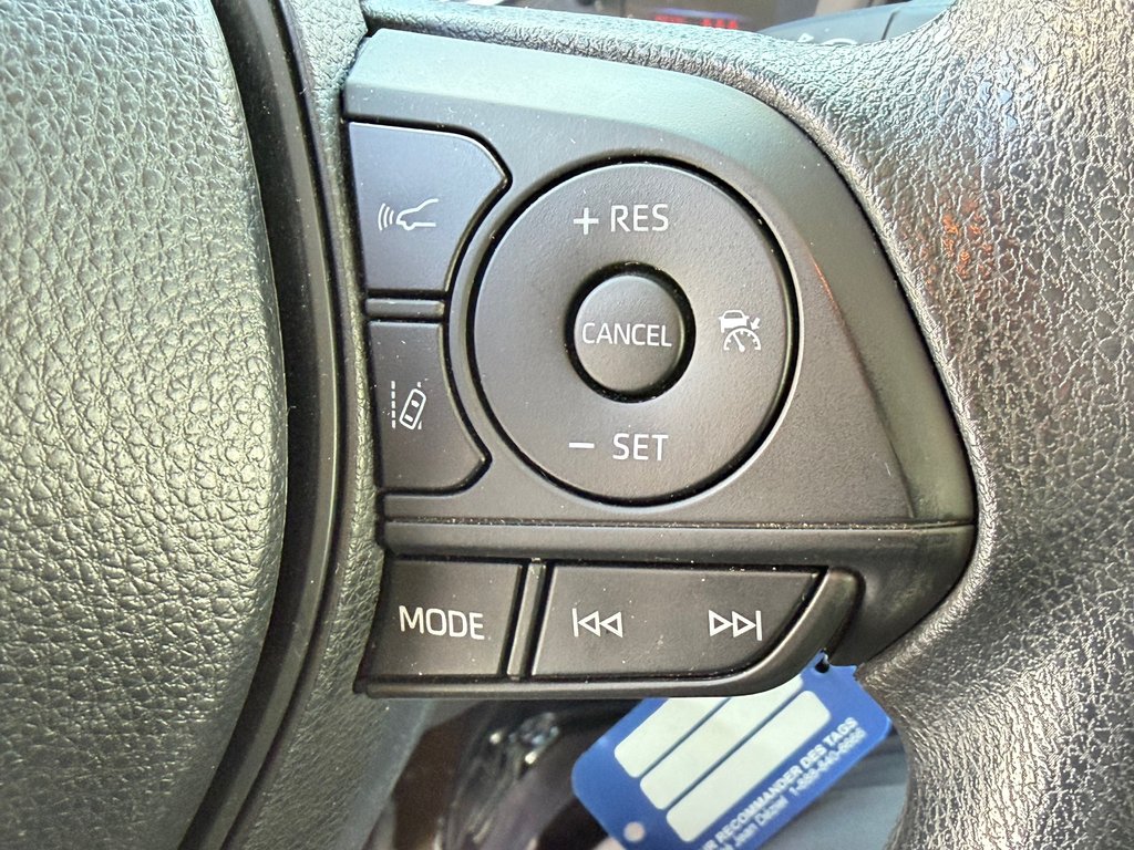 Toyota Corolla LE / AUTOM / MAGS / BAS KILOS / FIABILITÉ / 2021 à Thetford Mines, Québec - 33 - w1024h768px