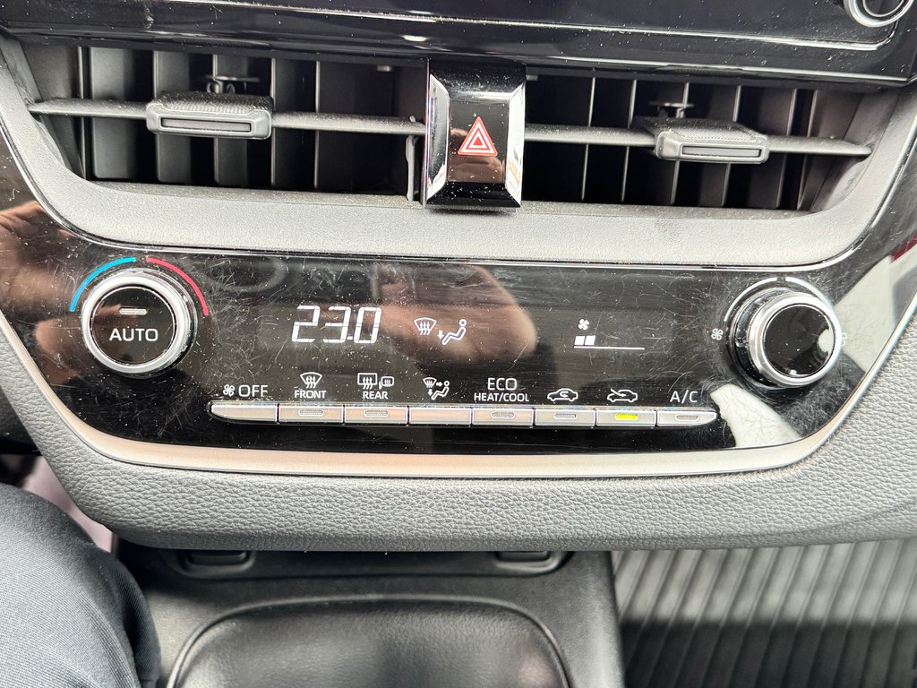 2021 Toyota Corolla LE / AUTOM / MAGS / BAS KILOS / FIABILITÉ / in Thetford Mines, Quebec - 39 - w1024h768px