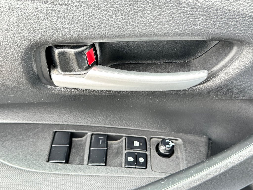 2021 Toyota Corolla LE / AUTOM / MAGS / BAS KILOS / FIABILITÉ / in Thetford Mines, Quebec - 25 - w1024h768px