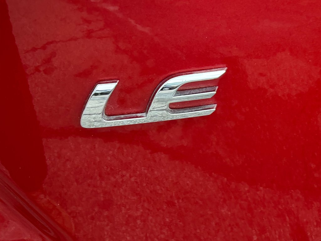 Toyota Corolla LE / TRÈS BAS KILOS 38.000KM / ULTRA FIABLE / 2021 à Thetford Mines, Québec - 18 - w1024h768px