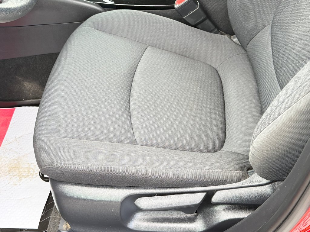Toyota Corolla LE / TRÈS BAS KILOS 38.000KM / ULTRA FIABLE / 2021 à Thetford Mines, Québec - 24 - w1024h768px