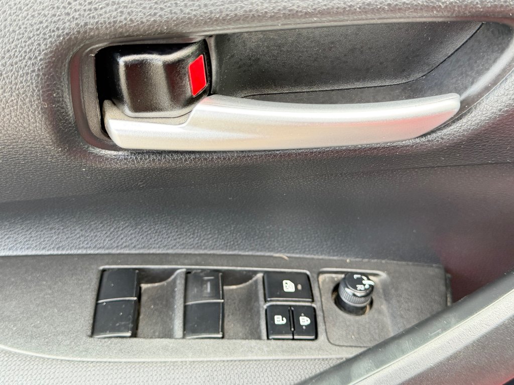 Toyota Corolla LE / TRÈS BAS KILOS 38.000KM / ULTRA FIABLE / 2021 à Thetford Mines, Québec - 21 - w1024h768px