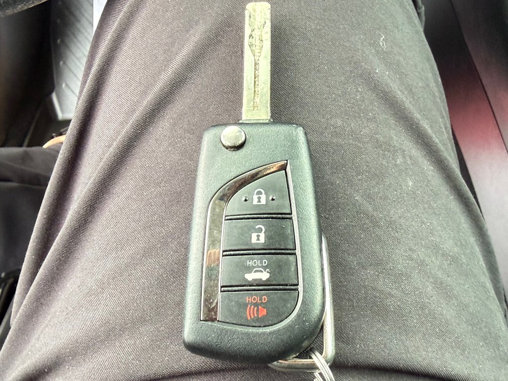 Toyota Corolla LE / TRÈS BAS KILOS 38.000KM / ULTRA FIABLE / 2021 à Thetford Mines, Québec - 44 - w1024h768px