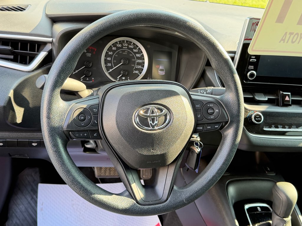 2021 Toyota Corolla LE / AUTOM / BAS KILOS / TRÈS ÉCONOMIQUE / in Thetford Mines, Quebec - 27 - w1024h768px