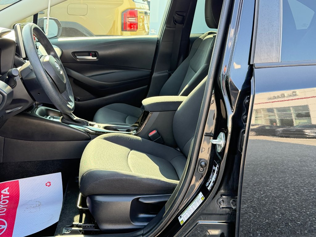2021 Toyota Corolla LE / AUTOM / BAS KILOS / TRÈS ÉCONOMIQUE / in Thetford Mines, Quebec - 24 - w1024h768px