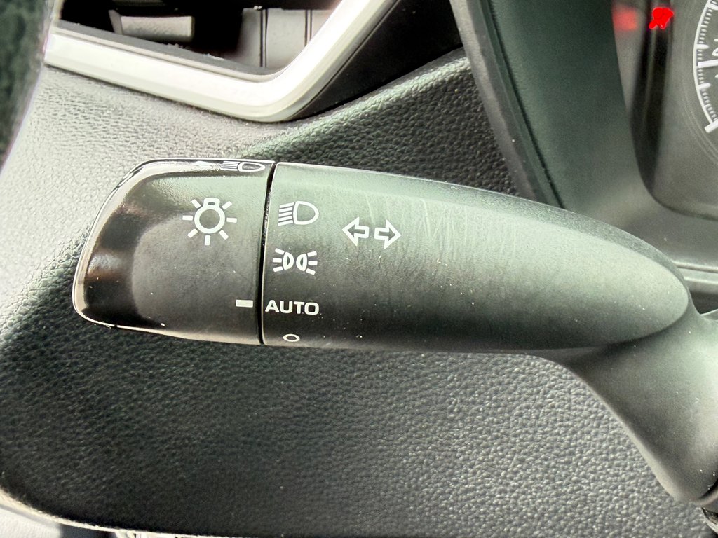 Toyota Corolla L / AUTOM +AC / BAS KILOS / FIABILITÉ LÉGENDAIRE / 2021 à Thetford Mines, Québec - 27 - w1024h768px
