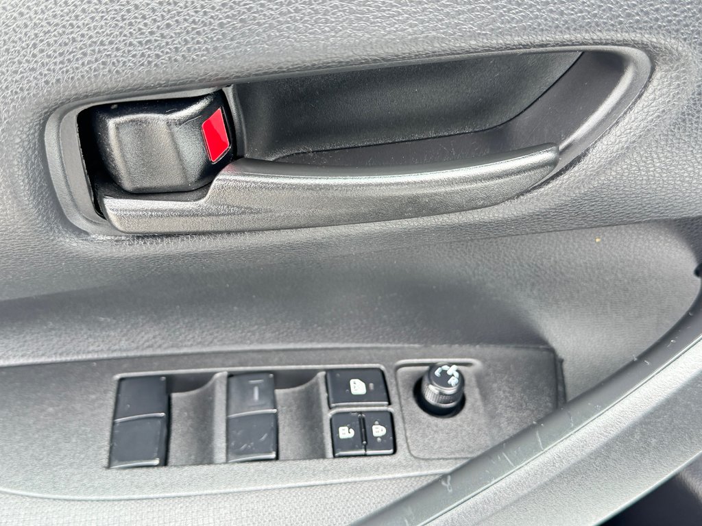 2022 Toyota Corolla L / AUTOM / PEA 28-12-26=100KM WOW !!!!!! in Thetford Mines, Quebec - 21 - w1024h768px