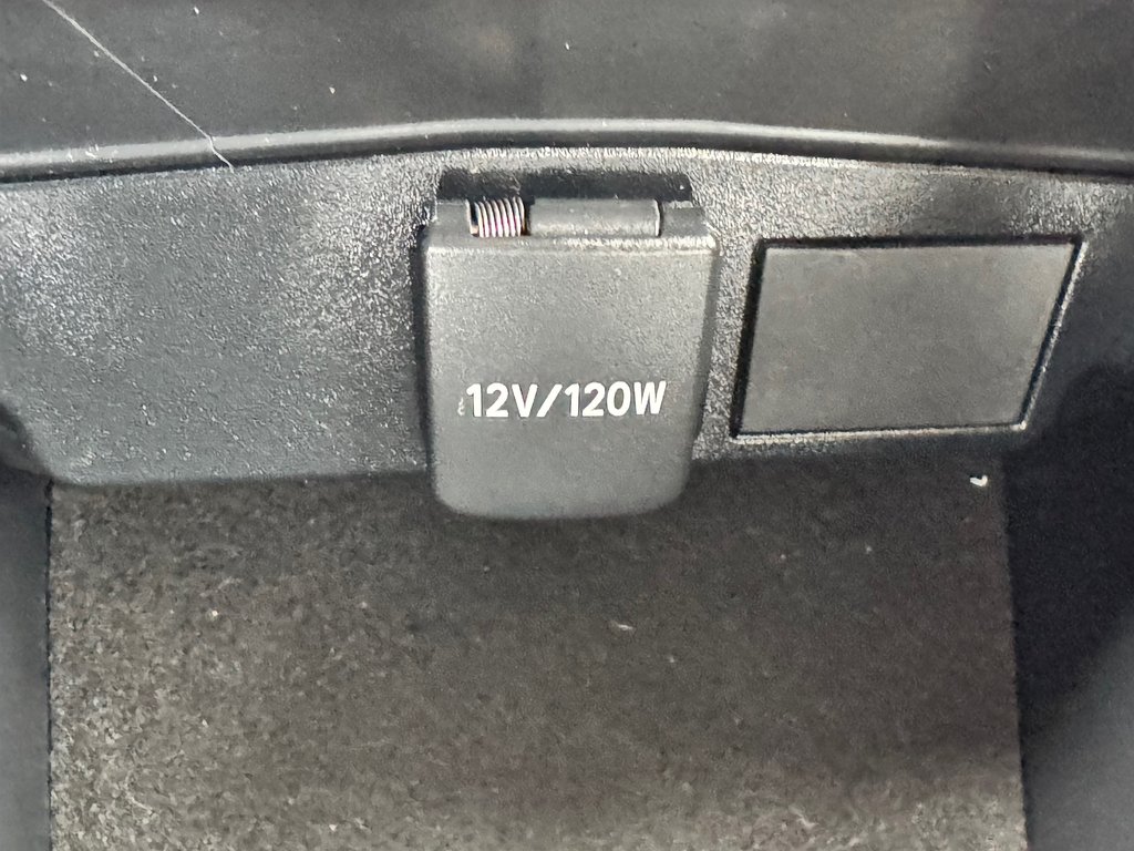 2022 Toyota Corolla L / AUTOM / PEA 28-12-26=100KM WOW !!!!!! in Thetford Mines, Quebec - 43 - w1024h768px