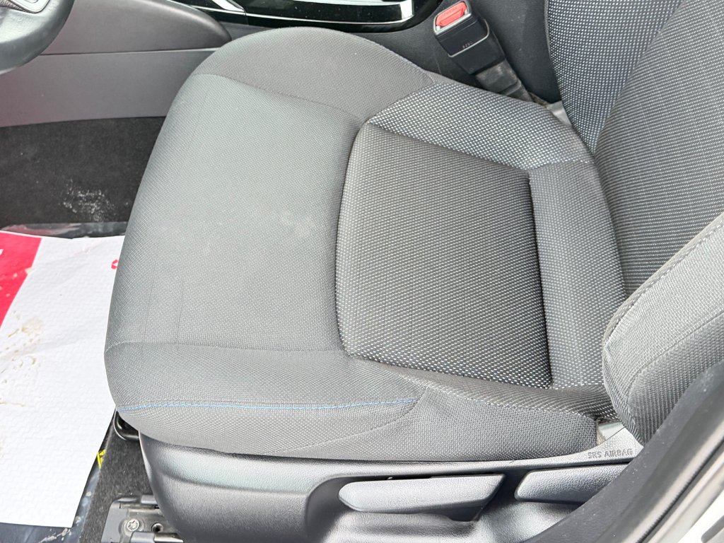 2022 Toyota Corolla SE AUTOM / TRÈS BAS KILOS / ULTRA ÉCONOMIQUE /  / in Thetford Mines, Quebec - 28 - w1024h768px