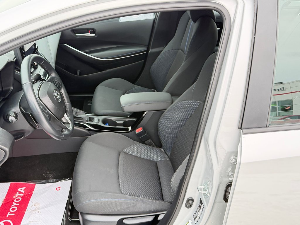 2022 Toyota Corolla SE AUTOM / TRÈS BAS KILOS / ULTRA ÉCONOMIQUE /  / in Thetford Mines, Quebec - 26 - w1024h768px