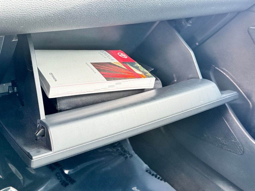 Toyota Corolla SE AUTOM / TRÈS BAS KILOS / ULTRA ÉCONOMIQUE /  / 2022 à Thetford Mines, Québec - 51 - w1024h768px