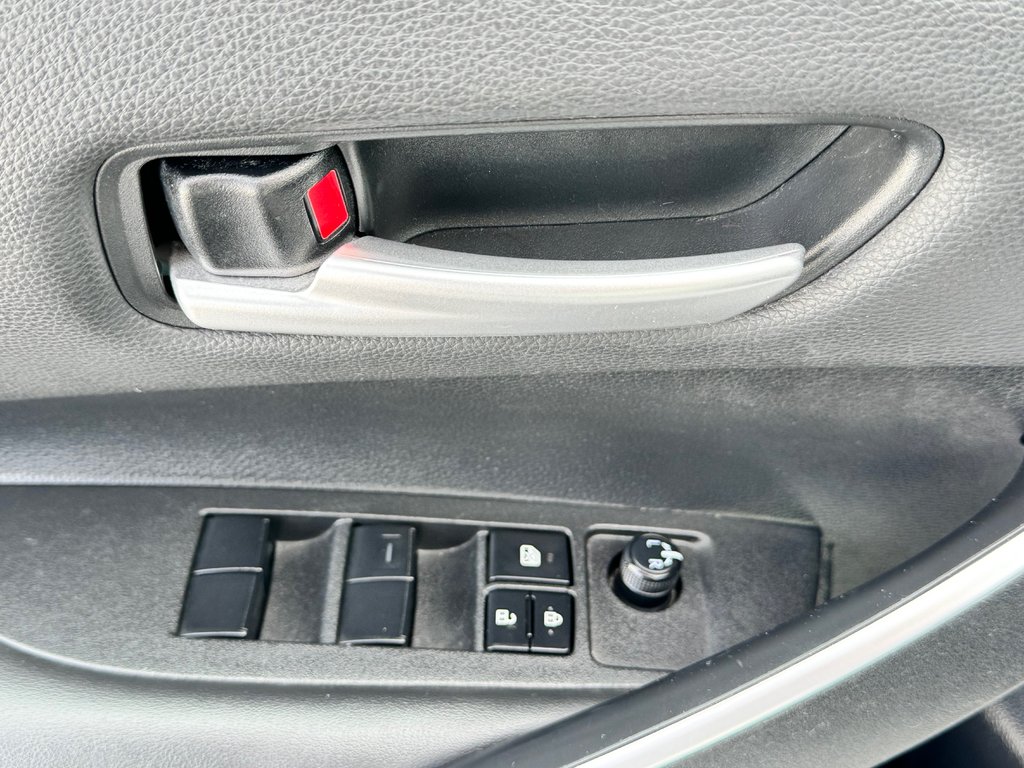 Toyota Corolla SE AUTOM / TRÈS BAS KILOS / ULTRA ÉCONOMIQUE /  / 2022 à Thetford Mines, Québec - 27 - w1024h768px