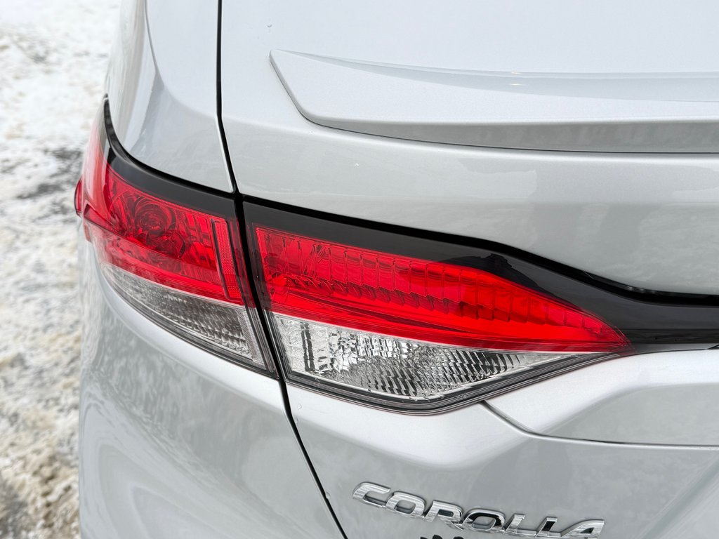 2022 Toyota Corolla SE AUTOM / TRÈS BAS KILOS / ULTRA ÉCONOMIQUE /  / in Thetford Mines, Quebec - 19 - w1024h768px