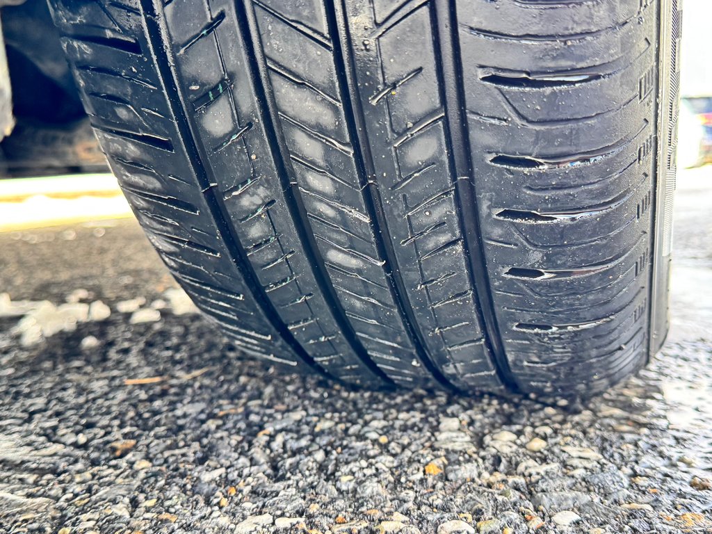 Toyota Corolla SE AUTOM / TRÈS BAS KILOS / ULTRA ÉCONOMIQUE /  / 2022 à Thetford Mines, Québec - 17 - w1024h768px