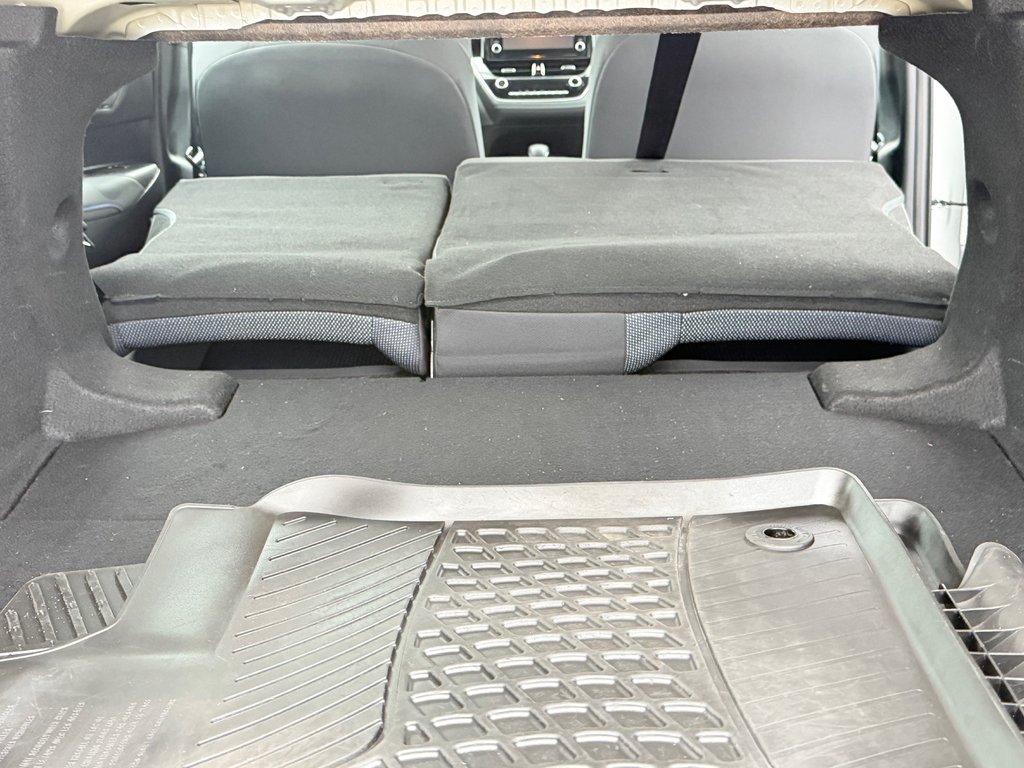 2022 Toyota Corolla SE AUTOM / TRÈS BAS KILOS / ULTRA ÉCONOMIQUE /  / in Thetford Mines, Quebec - 55 - w1024h768px