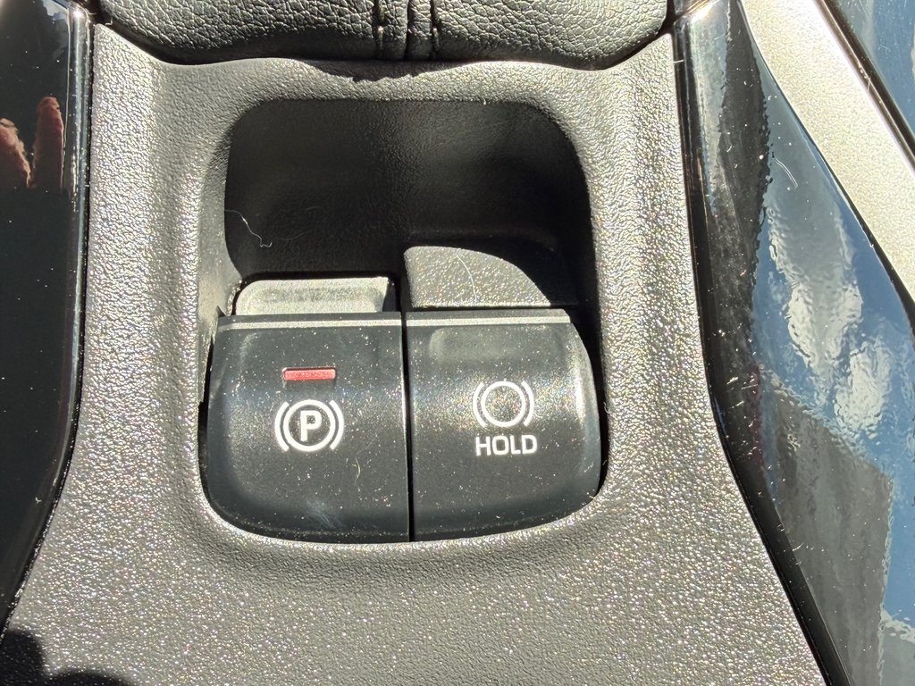 2022 Toyota Corolla LE + GROUPE TOIT / 33.200KM SEULEMENT / AUBAINE / in Thetford Mines, Quebec - 42 - w1024h768px