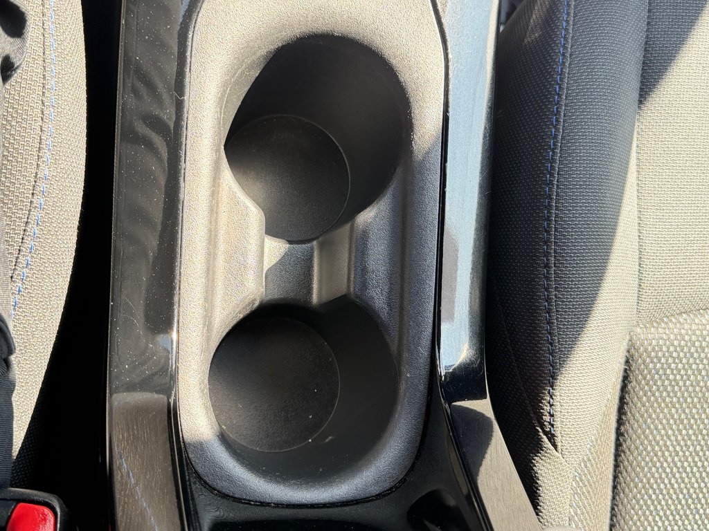 2022 Toyota Corolla SE / MANUELLE HYPER RARE / AUBAINE / in Thetford Mines, Quebec - 44 - w1024h768px