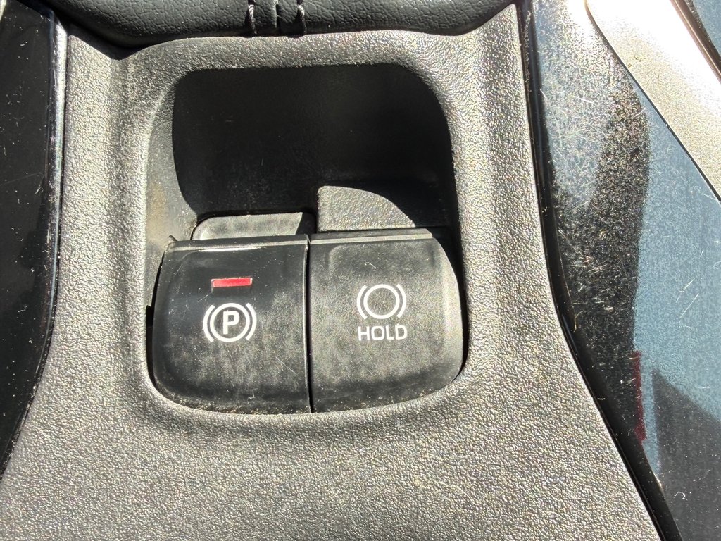 2022 Toyota Corolla SE / MANUELLE HYPER RARE / AUBAINE / in Thetford Mines, Quebec - 43 - w1024h768px