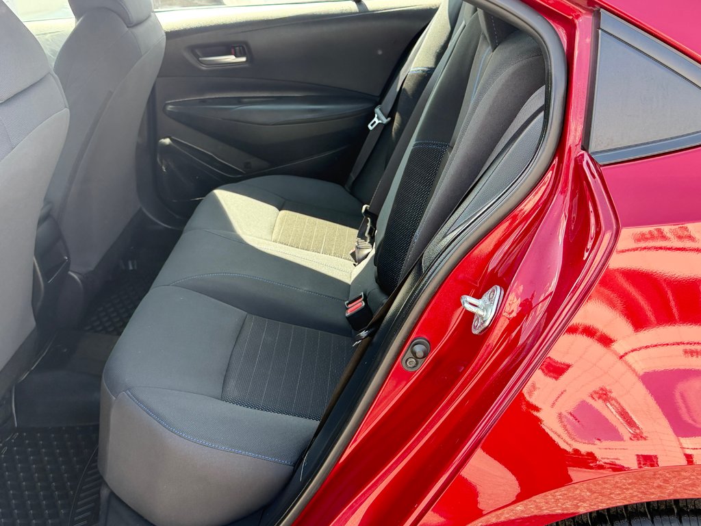 2022 Toyota Corolla SE / MANUELLE HYPER RARE / AUBAINE / in Thetford Mines, Quebec - 49 - w1024h768px