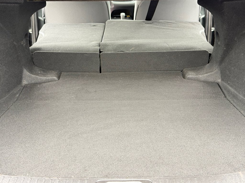 2022 Toyota Corolla LE AMELIORÉ / TOIT/ IMPECCABLE in Thetford Mines, Quebec - 51 - w1024h768px