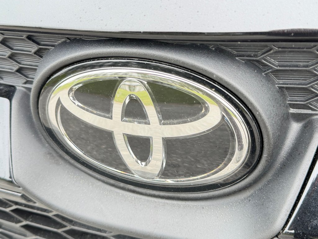 2022 Toyota Corolla LE AMELIORÉ / TOIT/ IMPECCABLE in Thetford Mines, Quebec - 11 - w1024h768px