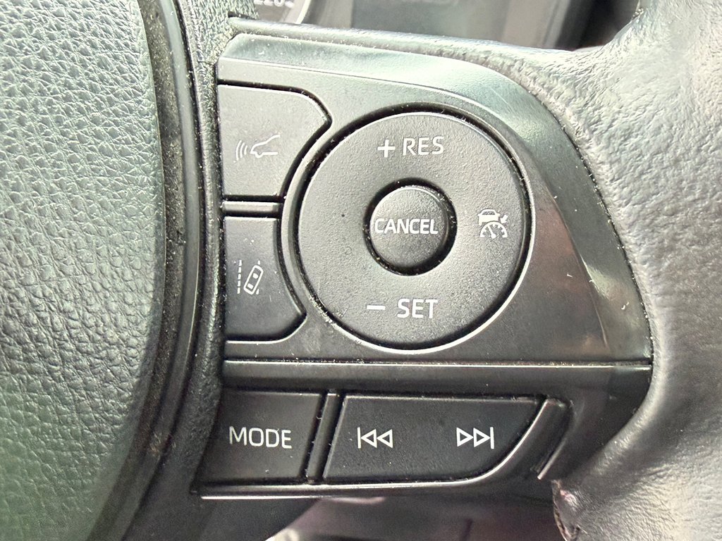 2022 Toyota Corolla LE AMELIORÉ / TOIT/ IMPECCABLE in Thetford Mines, Quebec - 31 - w1024h768px