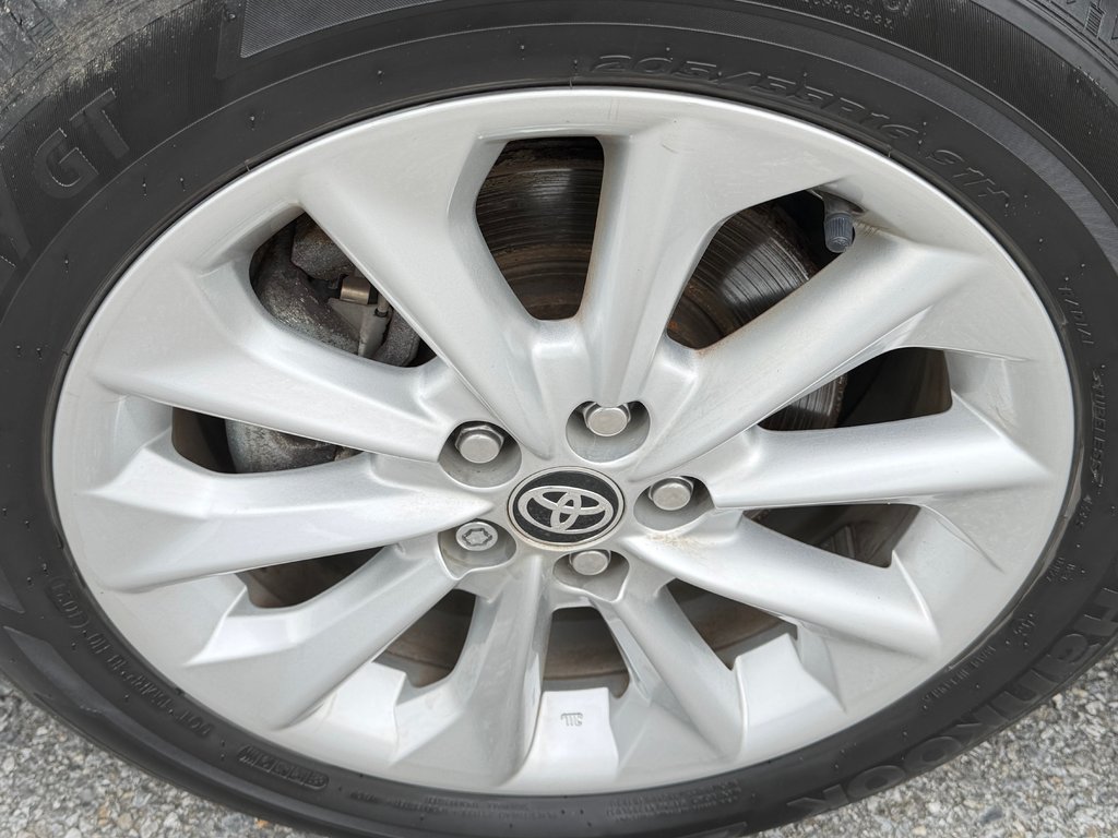 2022 Toyota Corolla LE AMELIORÉ / TOIT/ IMPECCABLE in Thetford Mines, Quebec - 14 - w1024h768px