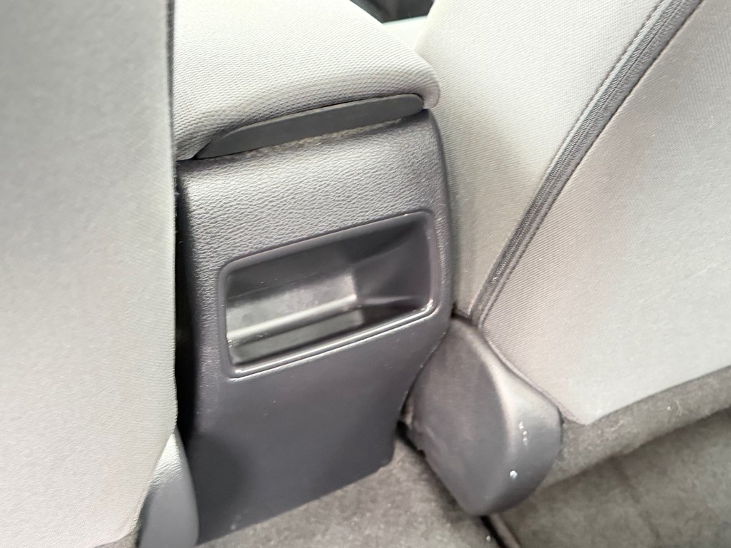 2022 Toyota Corolla LE AMELIORÉ / TOIT/ IMPECCABLE in Thetford Mines, Quebec - 49 - w1024h768px