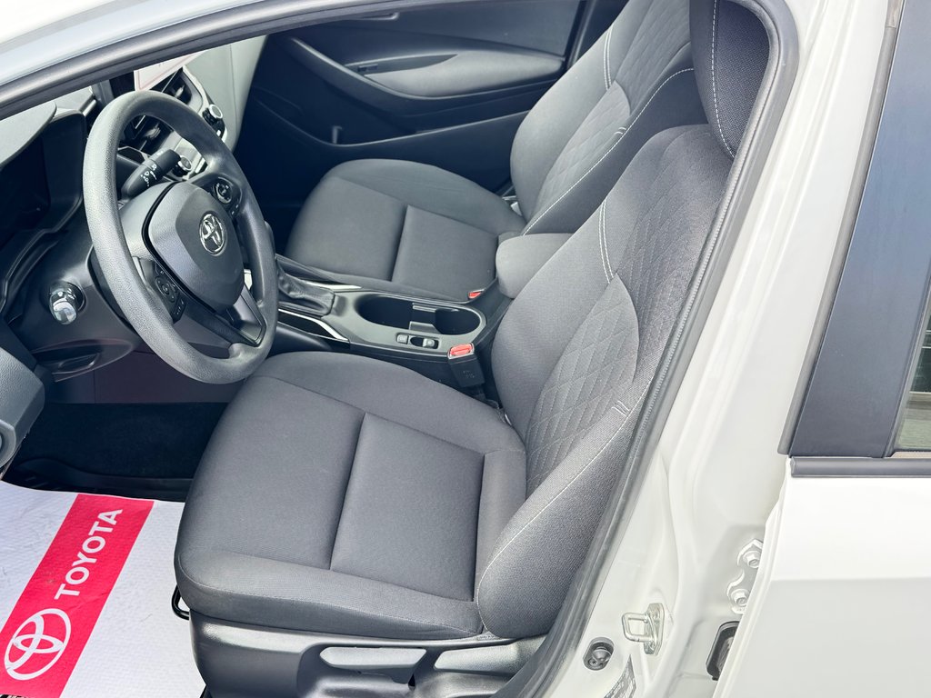 Toyota Corolla HYBRID LE / FAIBLE CONSOMMATION ESSENCE / WOW 2024 à Thetford Mines, Québec - 26 - w1024h768px