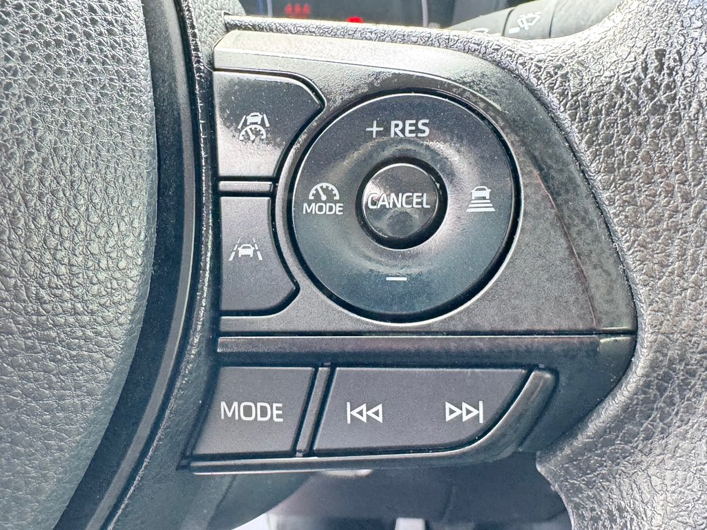 Toyota Corolla HYBRID LE / FAIBLE CONSOMMATION ESSENCE / WOW 2024 à Thetford Mines, Québec - 35 - w1024h768px