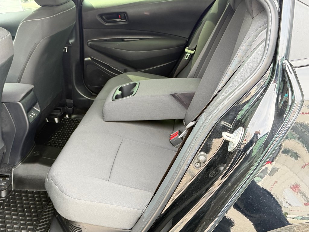 2024 Toyota Corolla HYBRIDE LE AWD / OUI OUI AWD !!! TRÈS BAS KILOS / in Thetford Mines, Quebec - 50 - w1024h768px