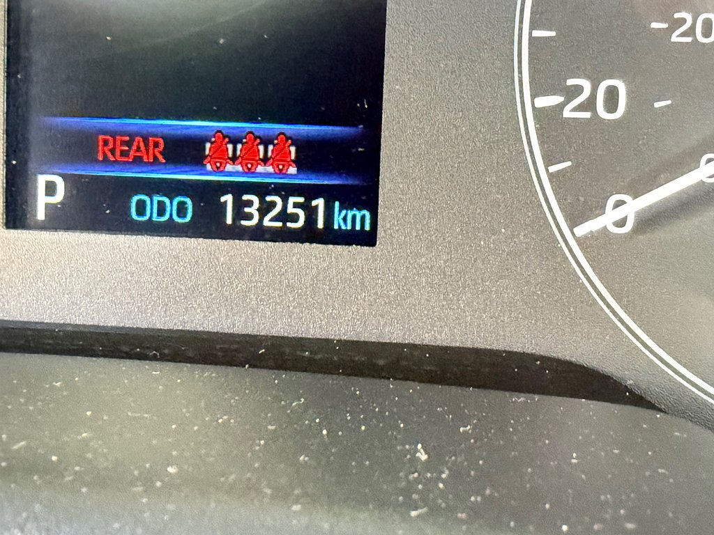2024 Toyota Corolla LE / BAS KM / BIEN ÉQUIPÉ / FIABLE in Thetford Mines, Quebec - 34 - w1024h768px