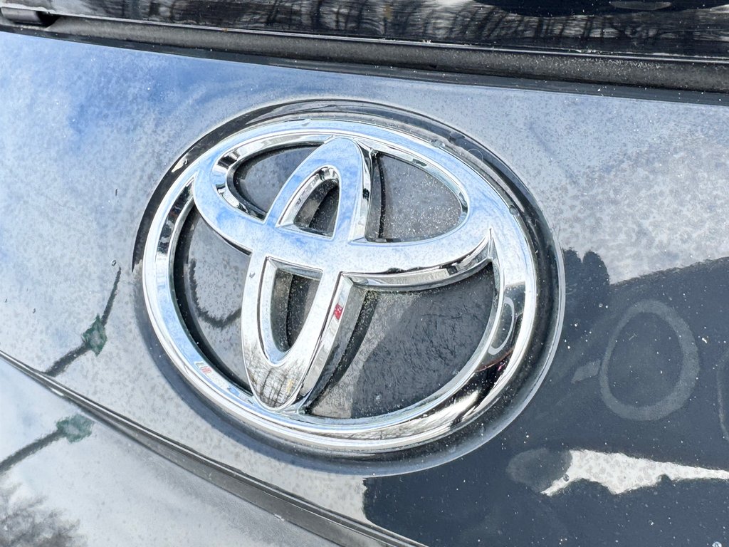 2025 Toyota Corolla SE AMÉLIORÉ / TOIT / MAGS 18 / ÉTAT NEUF !!!!! in Thetford Mines, Quebec - 16 - w1024h768px