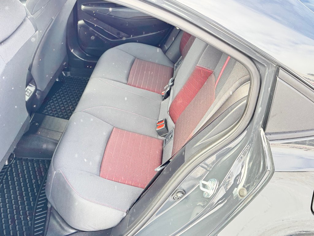 2025 Toyota Corolla SE AMÉLIORÉ / TOIT / MAGS 18 / ÉTAT NEUF !!!!! in Thetford Mines, Quebec - 63 - w1024h768px
