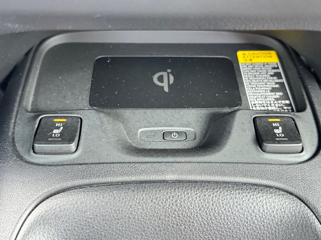 2025 Toyota Corolla SE AMÉLIORÉ / TOIT / MAGS 18 / ÉTAT NEUF !!!!! in Thetford Mines, Quebec - 53 - w1024h768px