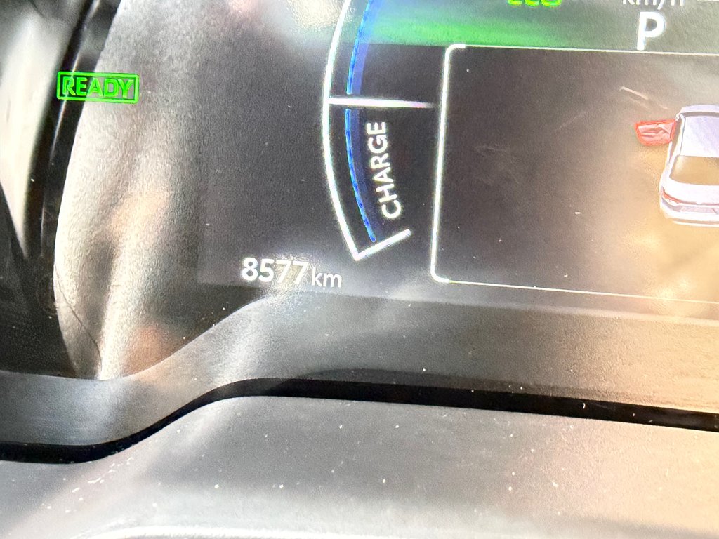 2025 Toyota Corolla HYBRIDE SE AWD / 8500 KM / PEA 08-09-29=100KM / in Thetford Mines, Quebec - 41 - w1024h768px