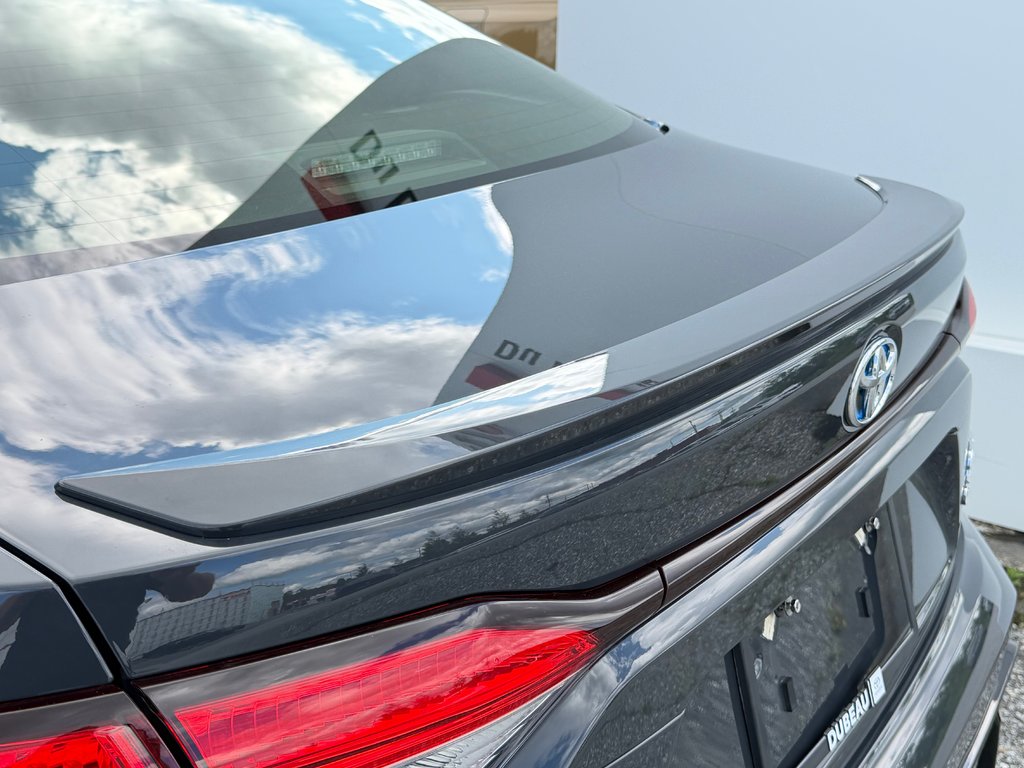 2025 Toyota Corolla HYBRIDE SE AWD / 8500 KM / PEA 08-09-29=100KM / in Thetford Mines, Quebec - 27 - w1024h768px