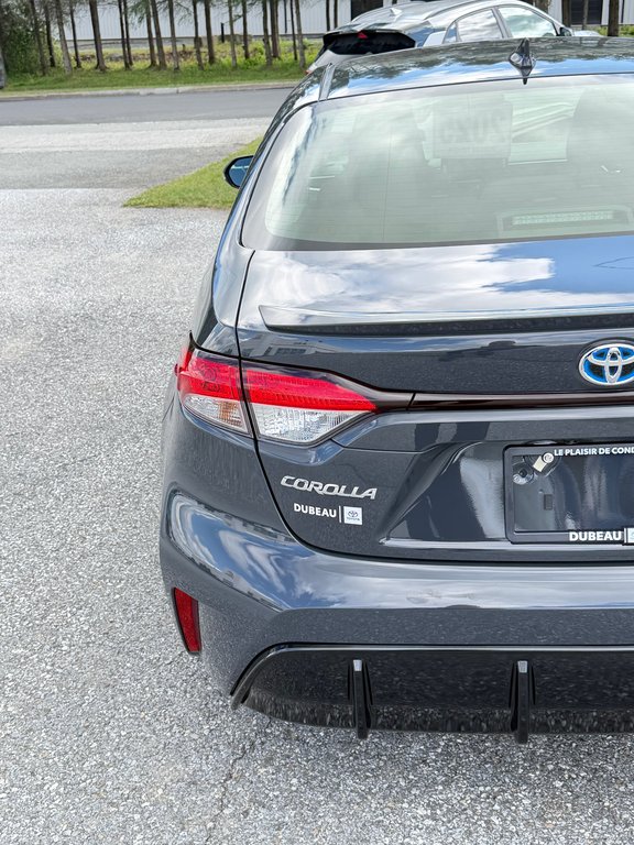 2025 Toyota Corolla HYBRIDE SE AWD / 8500 KM / PEA 08-09-29=100KM / in Thetford Mines, Quebec - 22 - w1024h768px
