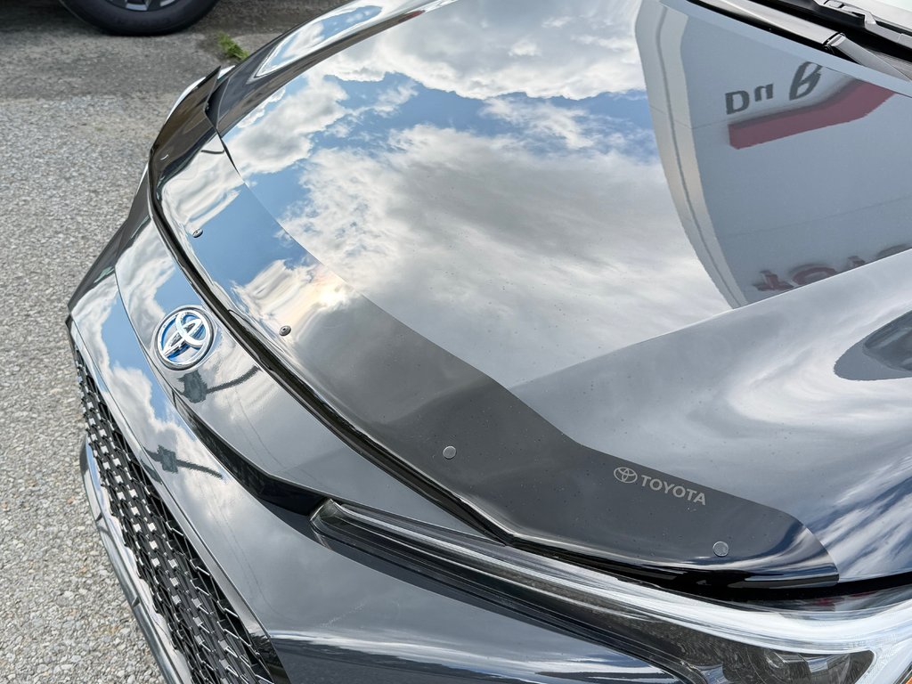 2025 Toyota Corolla HYBRIDE SE AWD / 8500 KM / PEA 08-09-29=100KM / in Thetford Mines, Quebec - 14 - w1024h768px