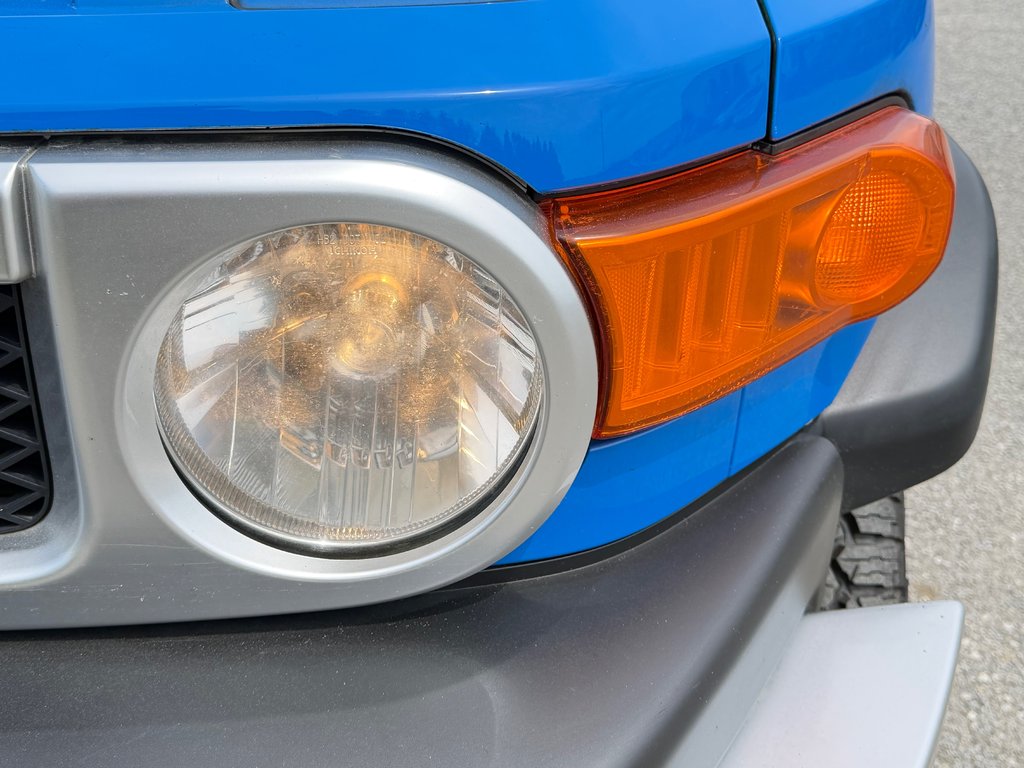 2007 Toyota FJ Cruiser GROUPE B / RACK TOIT / 4X4 / AUBAINE !!!!! / in Thetford Mines, Quebec - 10 - w1024h768px