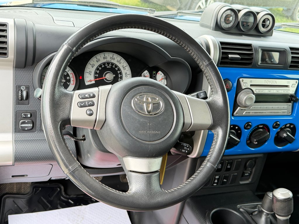 2007 Toyota FJ Cruiser GROUPE B / RACK TOIT / 4X4 / AUBAINE !!!!! / in Thetford Mines, Quebec - 28 - w1024h768px