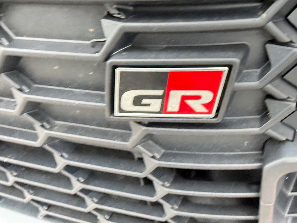 2023 Toyota GR Corolla ROUGE =HYPER RARE / PEA 27-04-28=100KM / in Thetford Mines, Quebec - 12 - w1024h768px