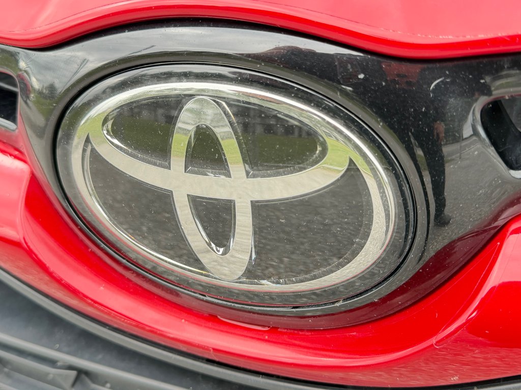 2023 Toyota GR Corolla ROUGE =HYPER RARE / PEA 27-04-28=100KM / in Thetford Mines, Quebec - 13 - w1024h768px