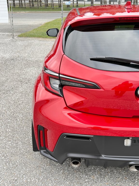 2023 Toyota GR Corolla ROUGE =HYPER RARE / PEA 27-04-28=100KM / in Thetford Mines, Quebec - 25 - w1024h768px