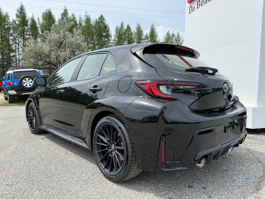 2026 Toyota GR Corolla CORE in Thetford Mines, Quebec - 7 - w1024h768px