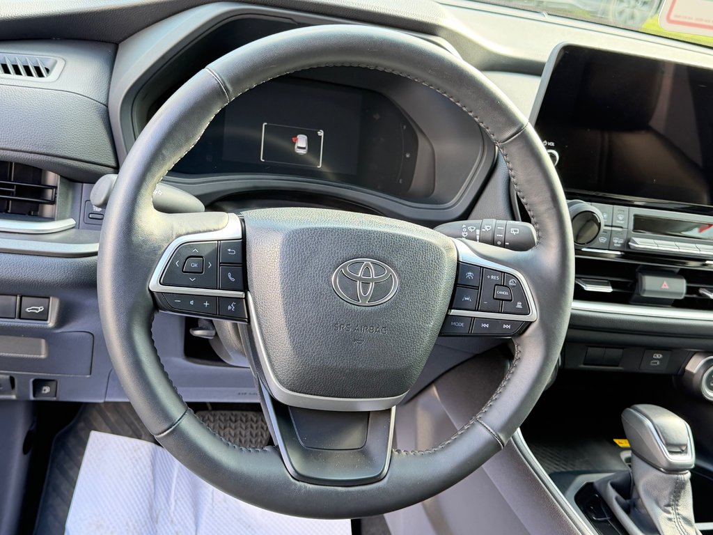 Toyota Grand Highlander HYBRIDE XLE AWD / 8.500KM / HYPER RARE / 2026 à Thetford Mines, Québec - 36 - w1024h768px