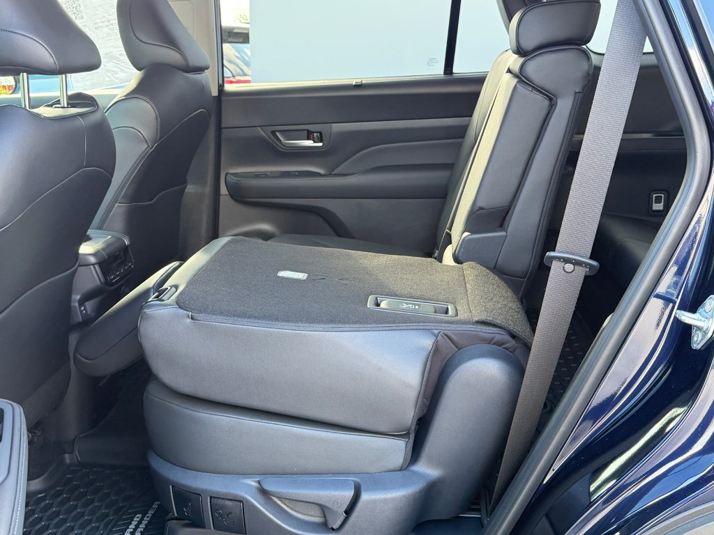 Toyota Grand Highlander HYBRIDE XLE AWD / 8.500KM / HYPER RARE / 2026 à Thetford Mines, Québec - 60 - w1024h768px