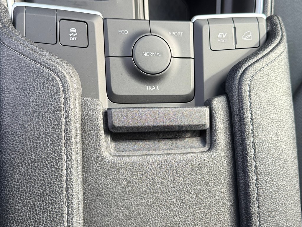 Toyota Grand Highlander HYBRIDE XLE AWD / 8.500KM / HYPER RARE / 2026 à Thetford Mines, Québec - 50 - w1024h768px